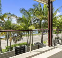 North Facing River Front Stunning Apartment Unit 2 9 Hilton Esplanade - New Castle Holiday