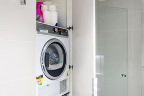 The Prestige 2BD Melbourne CBD - New Castle Holiday 4