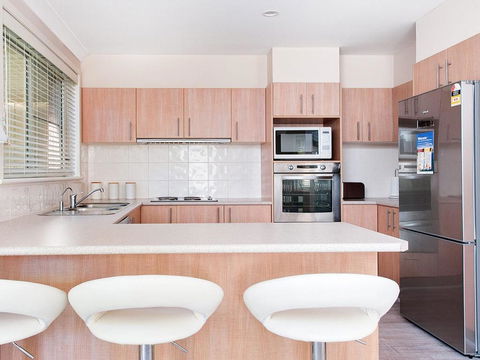 Townhouse On Tomaree 6 / 26 - New Castle Holiday 5