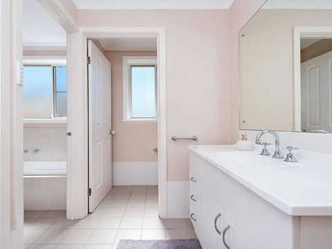 Townhouse On Tomaree 6 / 26 - New Castle Holiday 6