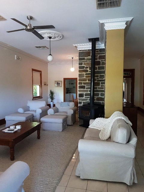 Barossa Valley View Guesthouse - New Castle Holiday 5