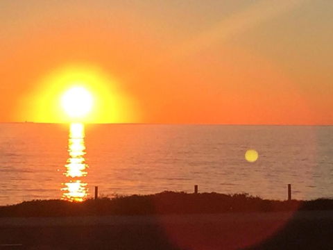 The Beach Villa Bunbury - New Castle Holiday 3