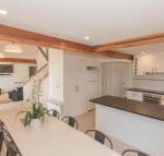 Kestrels Rest 1 / 116 Gippsland Street - New Castle Holiday