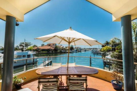 A Mariners Place BEST Location In Town! - New Castle Holiday 3