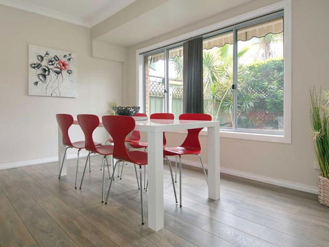 9 Bushmans 24 Tomaree Street Air Conditioned Centrally Located To Town - New Castle Holiday 6