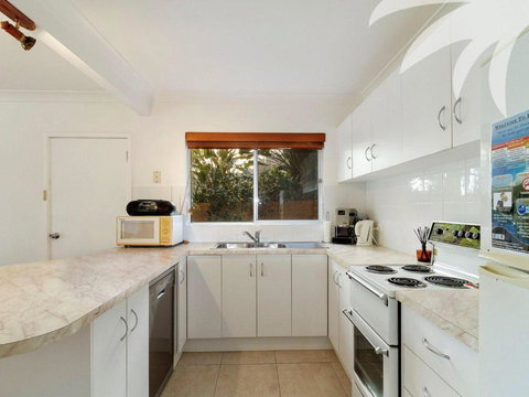 Picture Perfect Lizzie Palms 2 - New Castle Holiday 4