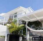 White Beach Cottage - New Castle Holiday