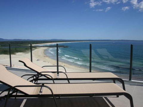 Strand Beachside 1003 Penthouse - New Castle Holiday 6