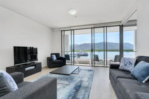 Harbour Lights Apartments - New Castle Holiday 2