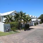 Waters Edge - New Castle Holiday 0