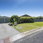 Lillypilly - New Castle Holiday 0