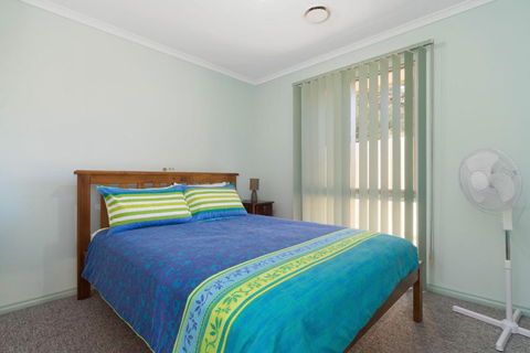 Bay Beach Beauty - New Castle Holiday 3
