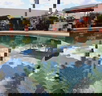 Mareeba Motor Inn - New Castle Holiday