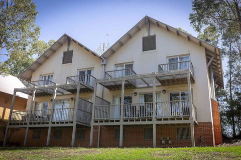 Villa Boronia - New Castle Holiday 1