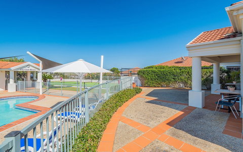 Beachside 2 - New Castle Holiday 1