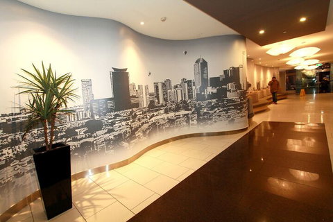 225 Melbourne Tower - New Castle Holiday 2