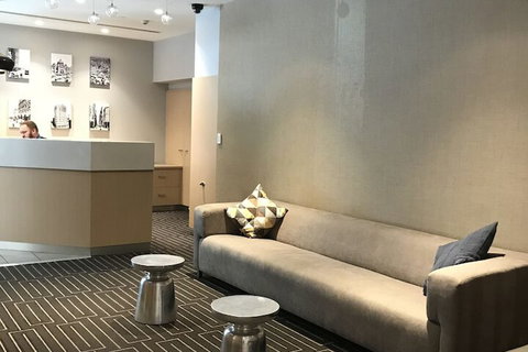 225 Melbourne Tower - New Castle Holiday 6