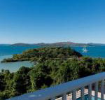The Bay House Whitsundays - New Castle Holiday
