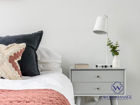 WOW Apartment On Swanston - New Castle Holiday 5