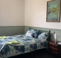 Kellys Top Pub - New Castle Holiday