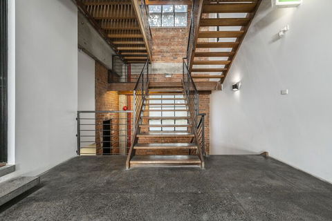 Fabulous Fitzroy Converted Warehouse - New Castle Holiday 3