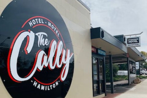 The Caledonian Hotel Motel - New Castle Holiday 0