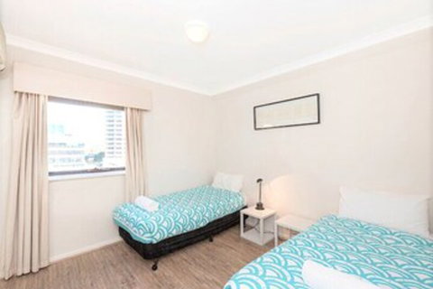 Perth West End Apartment 504 - New Castle Holiday 2