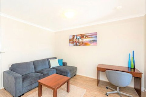 Perth West End Apartment 504 - New Castle Holiday 5
