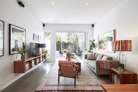 Bondi Beach Haven - New Castle Holiday 4
