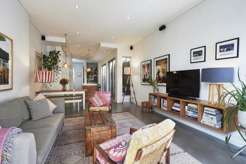 Bondi Beach Haven - New Castle Holiday 2