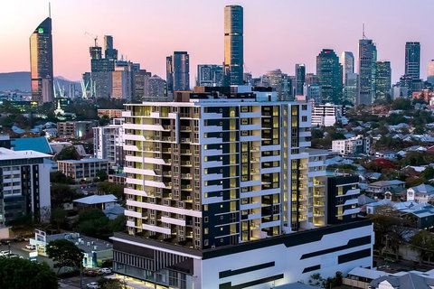 Linton Hotel - New Castle Holiday 1