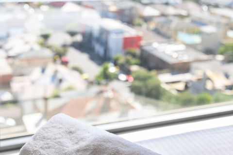 JUDD A Stylish Abode Awaits You - New Castle Holiday 7