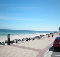 Glenelg Holiday Corporate Accommodation - New Castle Holiday