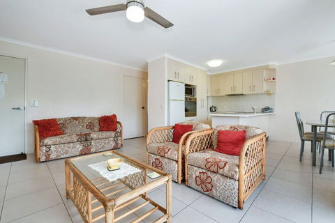 Coral Breeze Bradman Avenue Maroochydore - New Castle Holiday 4