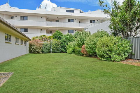 Coral Breeze Bradman Avenue Maroochydore - New Castle Holiday 1
