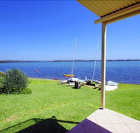 Blue Water at Mannering Park - New Castle Holiday