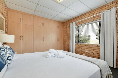 Waterfront Haven At Maroochydore - New Castle Holiday 6