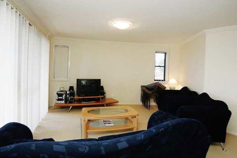 Millenium 101 - New Castle Holiday 4