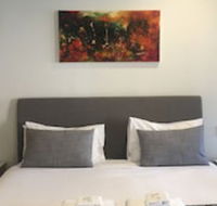 Stables Boutique Motel - New Castle Holiday