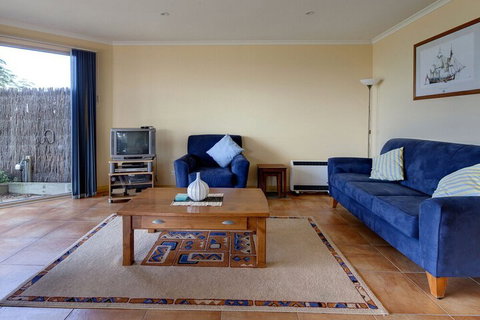 Wavecrest - New Castle Holiday 7