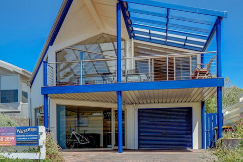 Wavecrest - New Castle Holiday 1