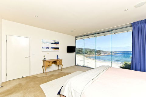 Whale View - New Castle Holiday 2