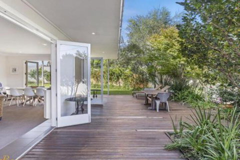 Campbell Cove 60 Campbell Avenue - New Castle Holiday 0