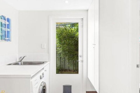 Campbell Cove 60 Campbell Avenue - New Castle Holiday 7