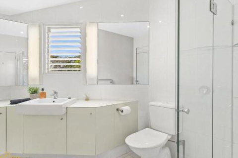 Campbell Cove 60 Campbell Avenue - New Castle Holiday 2