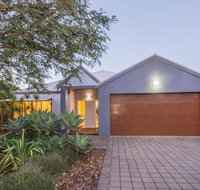 Daves Digs - New Castle Holiday