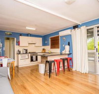 The Gee Beach House - New Castle Holiday
