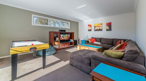 House On 37 Barramundi Near Smiths - New Castle Holiday 5