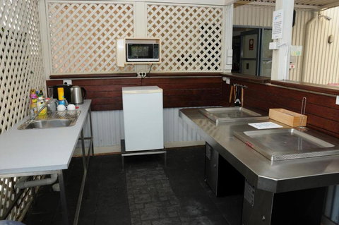 Absolute Beachfront With Million Dollar Views - New Castle Holiday 6