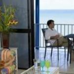 Absolute Beachfront With Million Dollar Views - New Castle Holiday 0